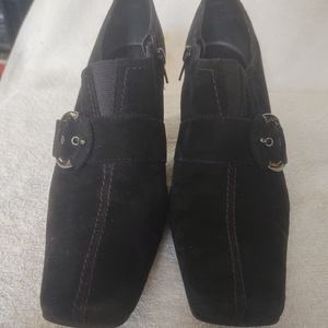 Kelly and Kate women's heeled shoes size 8.5